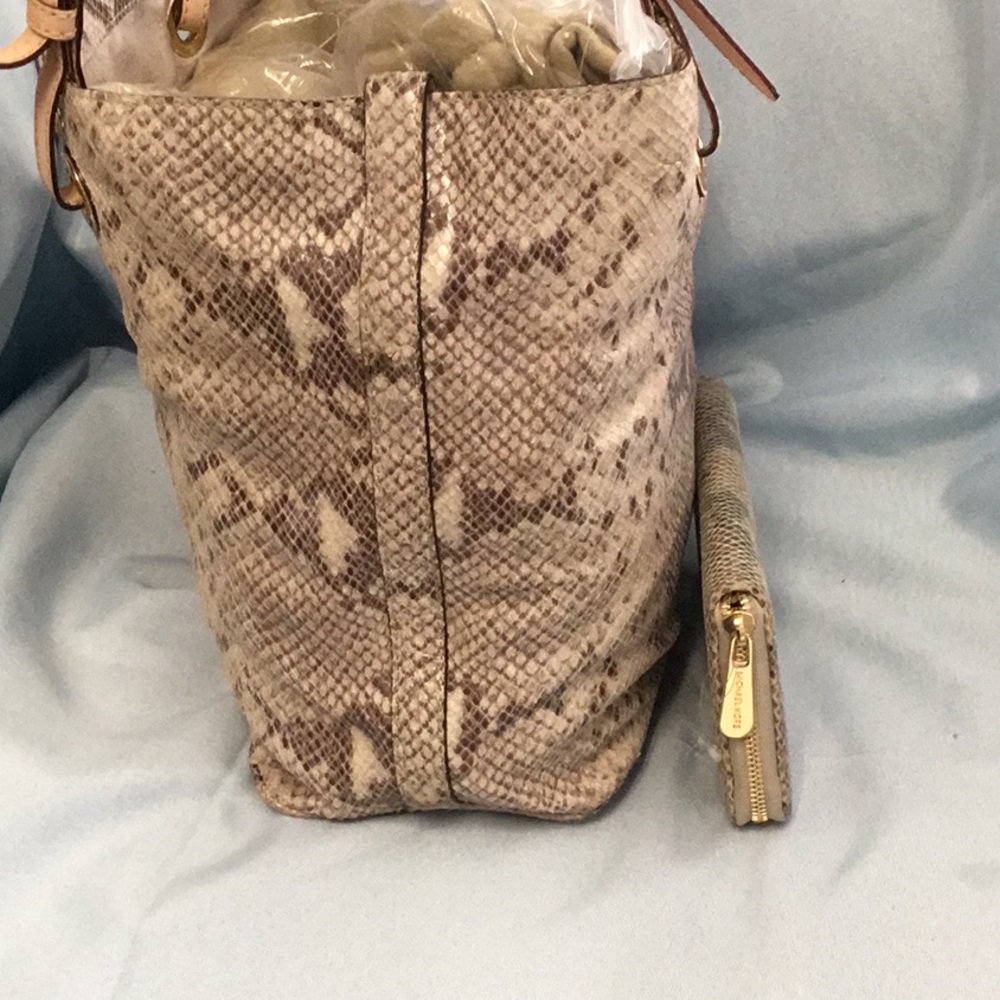 Michael Kors Snakeskin Tote. Wallet is sold - Picture 6 of 16